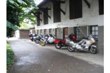 Austria Privát Salzburg, Exterior